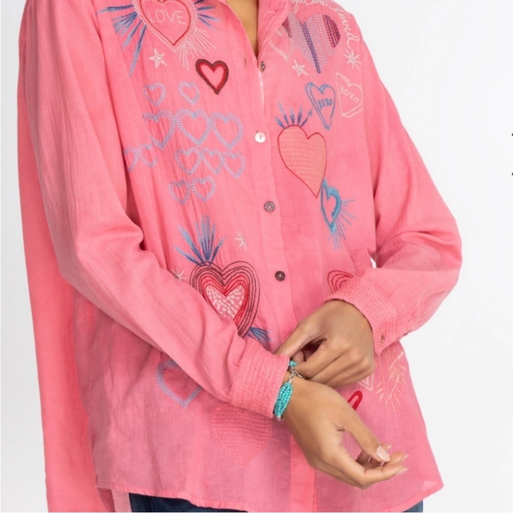Johnny Was workshop Pink Embroidered Heart Button-Up Top size small